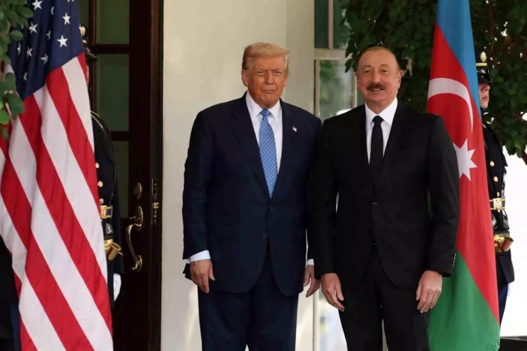 aliyev ve trump uclu gorusme oncesi bir araya geldi 9KubNa3S