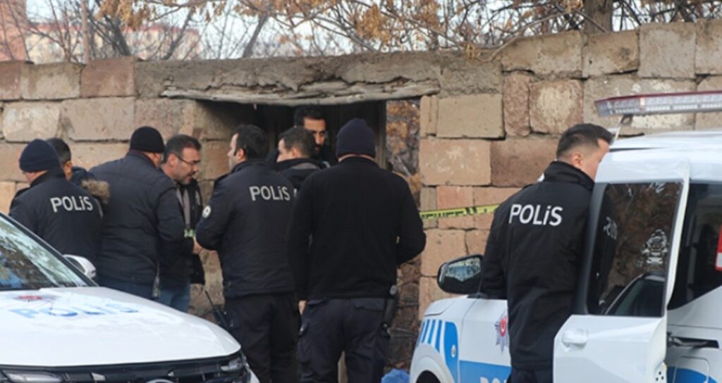 bir sehri karistiran skandal gorevliler cenazeleri karistirdi oluler yanlis sehirlere gomuldu FTzCJPQn