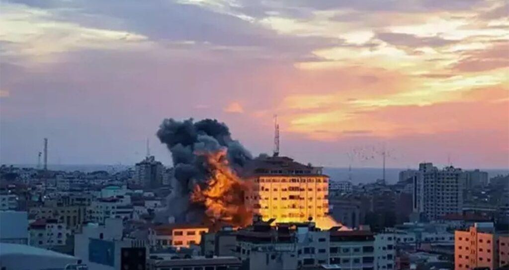 israil bir ulkeye daha saldiri baslatti EvhBfrt3