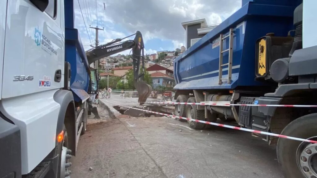 kamyon cukura dustu FYL7rxYY