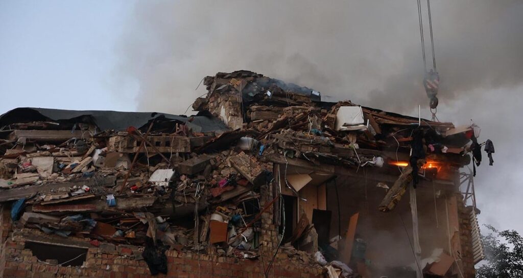 rusya kievde sivilleri vurdu 17 kisi oldu uFV9ylCG