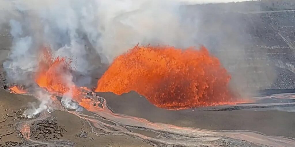 aylardir aktif halde volkan 32 defa lav puskurttu vAFywAQe
