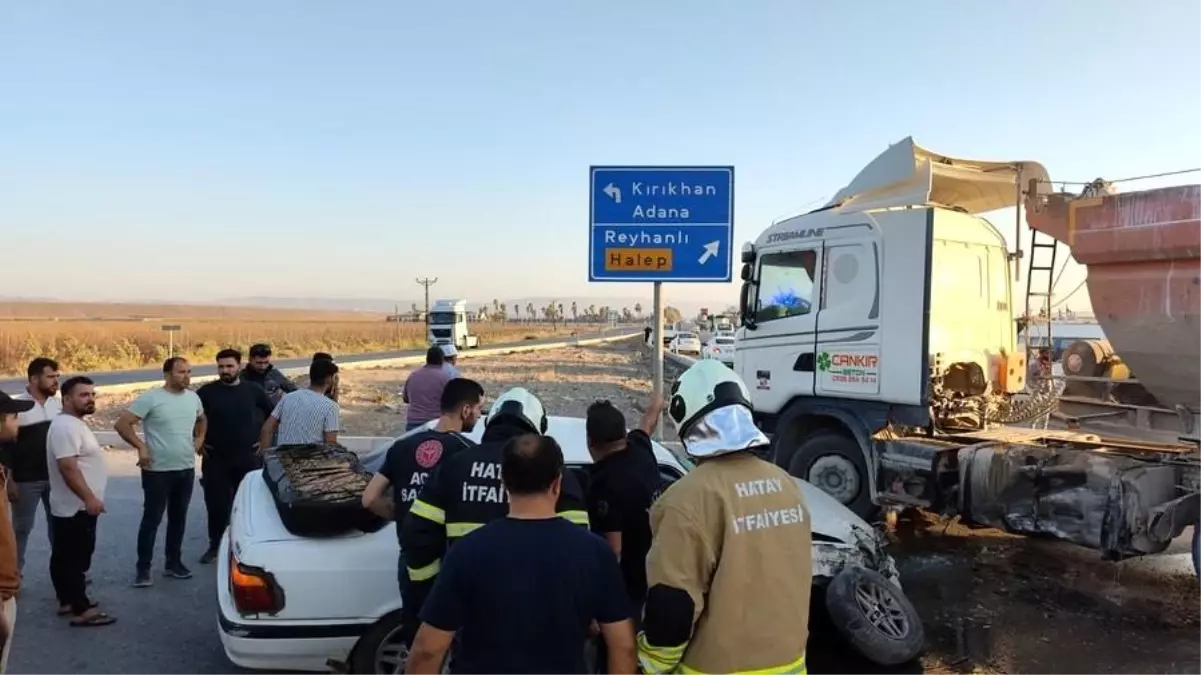 hatayda tirla carpisma 2 yarali kwYAzcjB