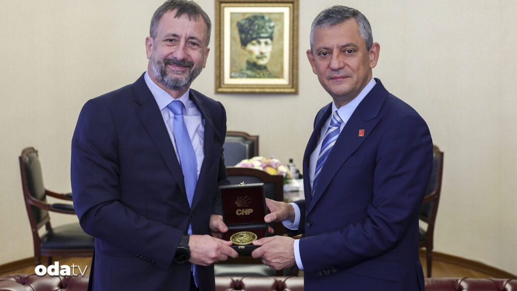 ozelden diplomasi trafigi AUdPEseF