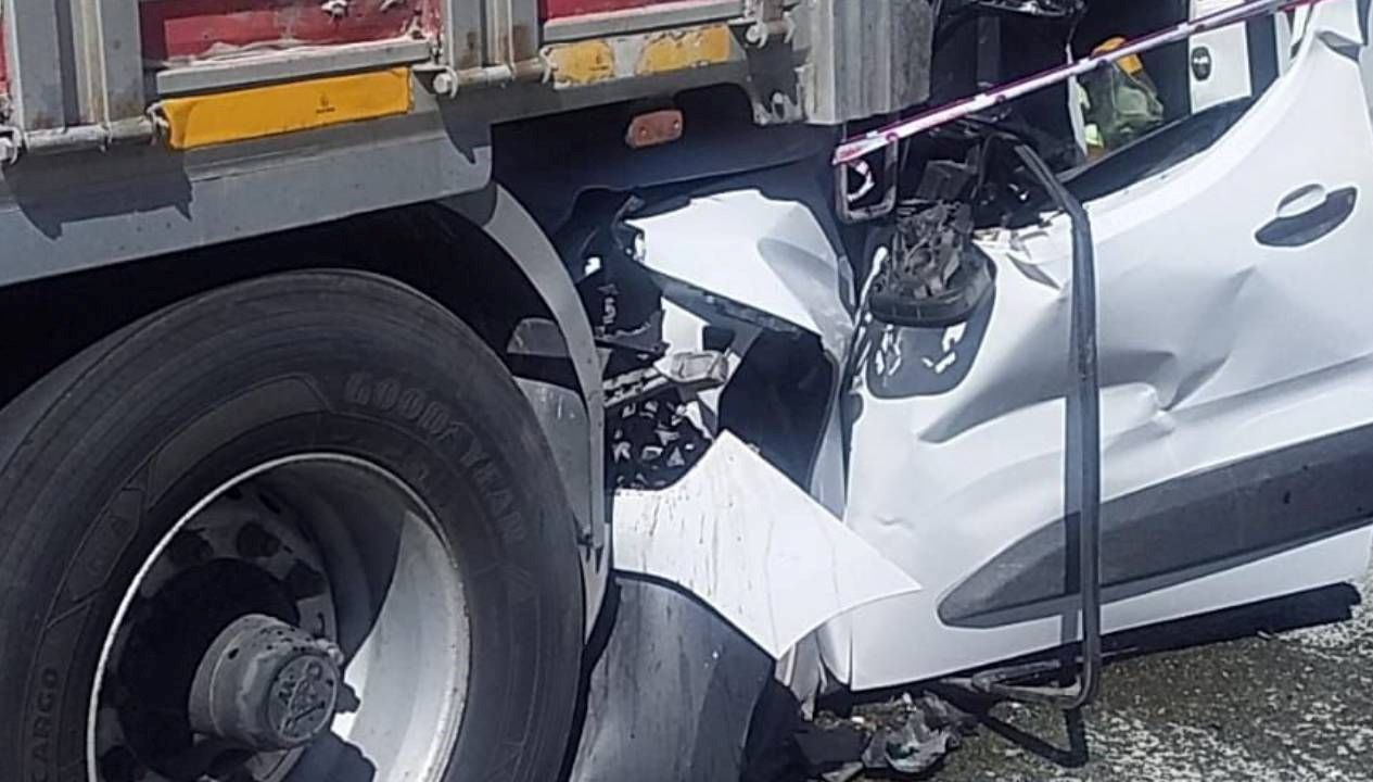 park halindeki tira carpti hayatini kaybetti 6Pvl1cTA