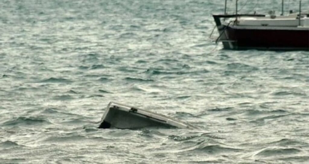 tekne batti 29 kisi hayatini kaybetti RdTKUwAL