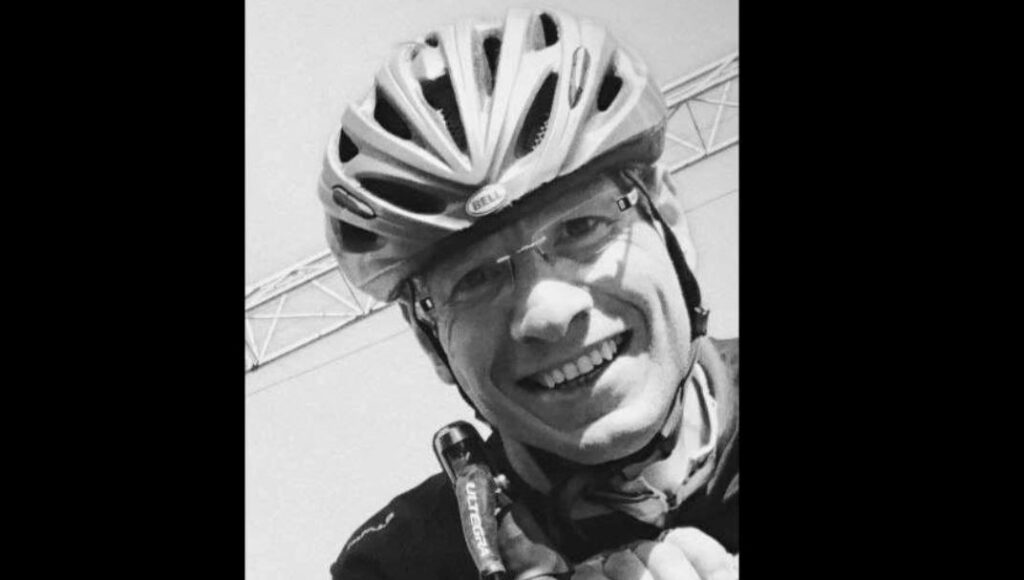 triatlon sporcusu berkan kobal bisiklet kazasinda hayatini kaybetti Qy3vzUnM