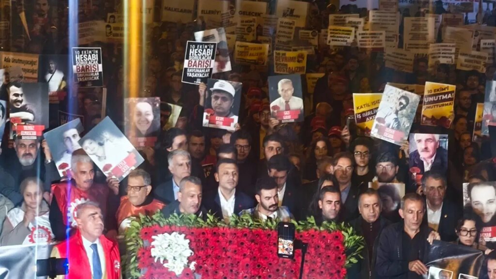 10 ekim katliaminin onuncu yilinda kadikoyde binler adalet icin yurudu fbnyhpSs