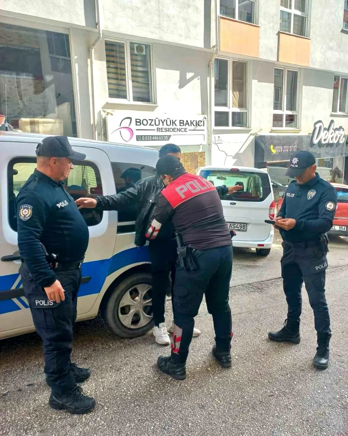 bilecikte huzur operasyonu suruyor Uq4wICRI