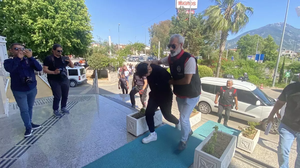 fethiyede darp ve gasba 6 yil 8 ay ceza fCBzSBca.jpg