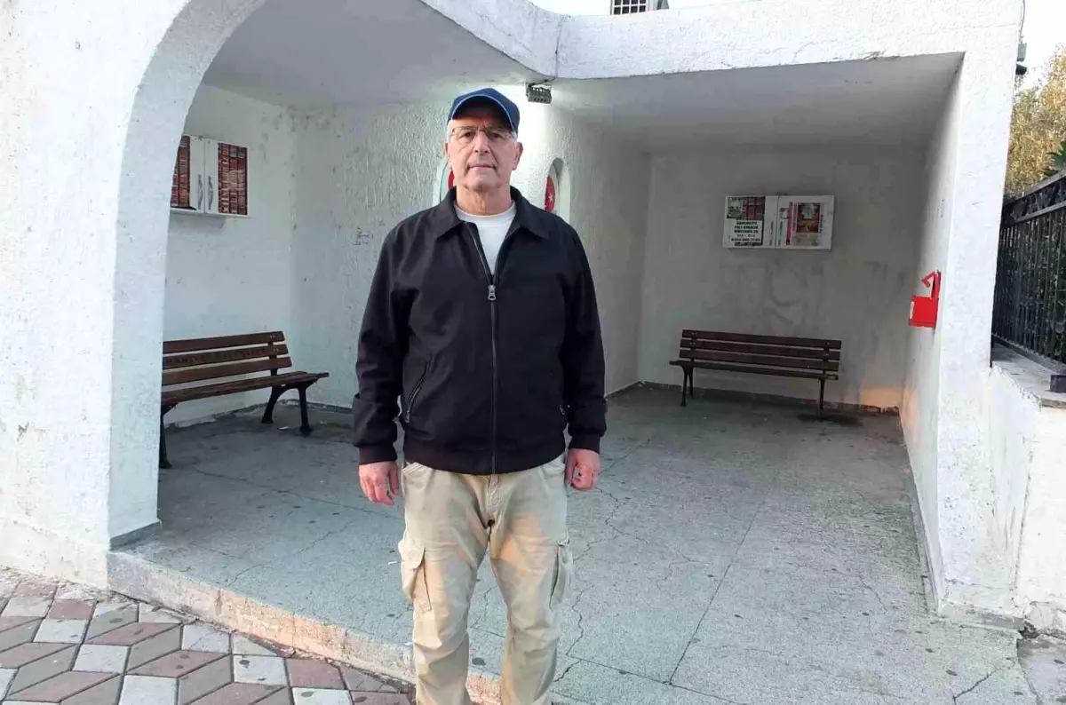 gurbetci taksici burhaniyede kitapliklara sahip cikti qJvTwzlv.jpg