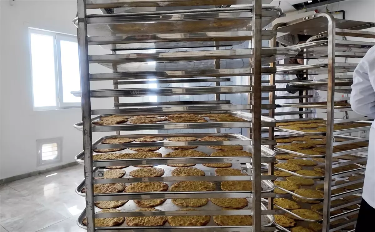 samsat coregi kadinlarin gecim kaynagi oluyor FFbtcFK8.jpg