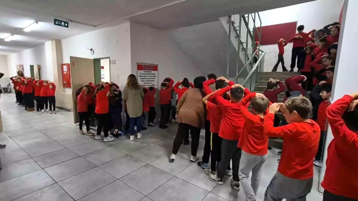 tekirdagda deprem tatbikati basariyla gerceklestirildi 5y94SCXW.jpg