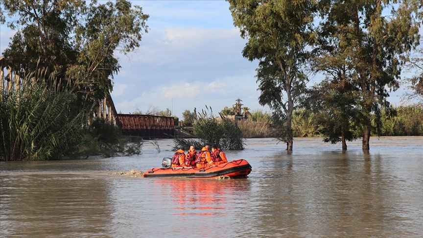 Arnavutluk’ta meydana gelen selde bir kişi öldü