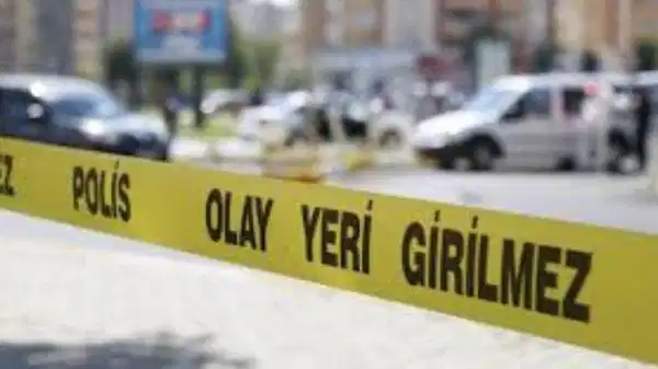 eskisehirde dehset 70 yasindaki kadin evinde bogazi kesilmis halde bulundu ZQ9k1gas.jpg