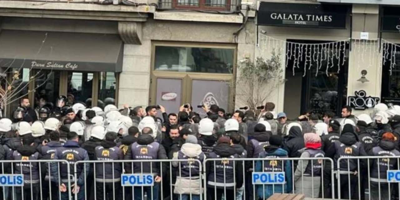 nazim dastan ve cihan bilgin icin yapilan basin aciklamasinda gozaltina alinan gazeteciler beraat etti jSZRO3WX.jpg