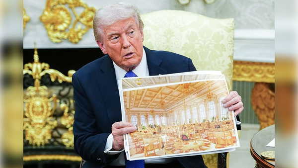 Trump’ın 400 Milyon Dolarlık Projesine Mahkemeden Engel