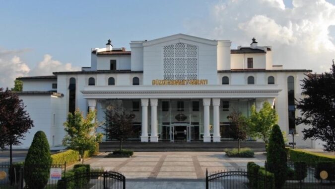 Düzce’de Meslek Lisesi Staj Dolandırıcılığı: 72 Öğrenci Üzerinden Haksız Kazanç ve 12 Gözaltı